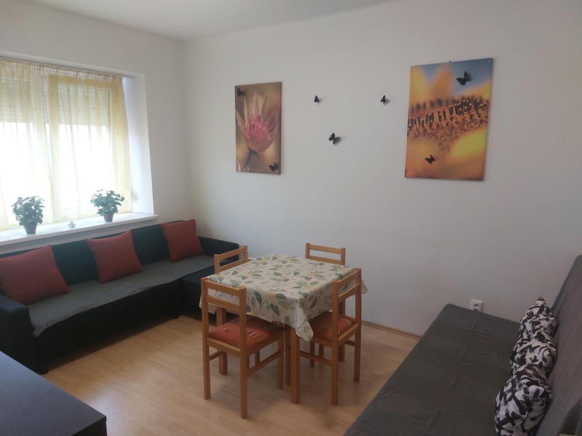 Апартаменты Apartman V Centre Bratislavy Братислава Экстерьер фото